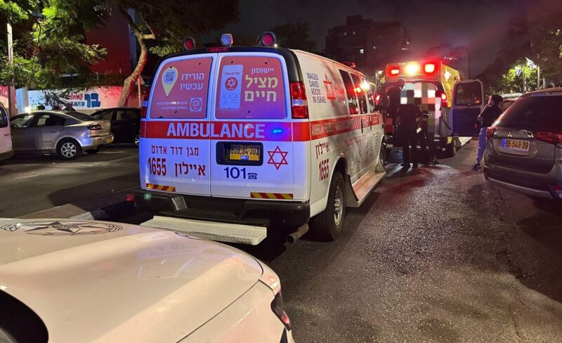 נער נפצע קשה מאלימות בחולון, צילום מד"א